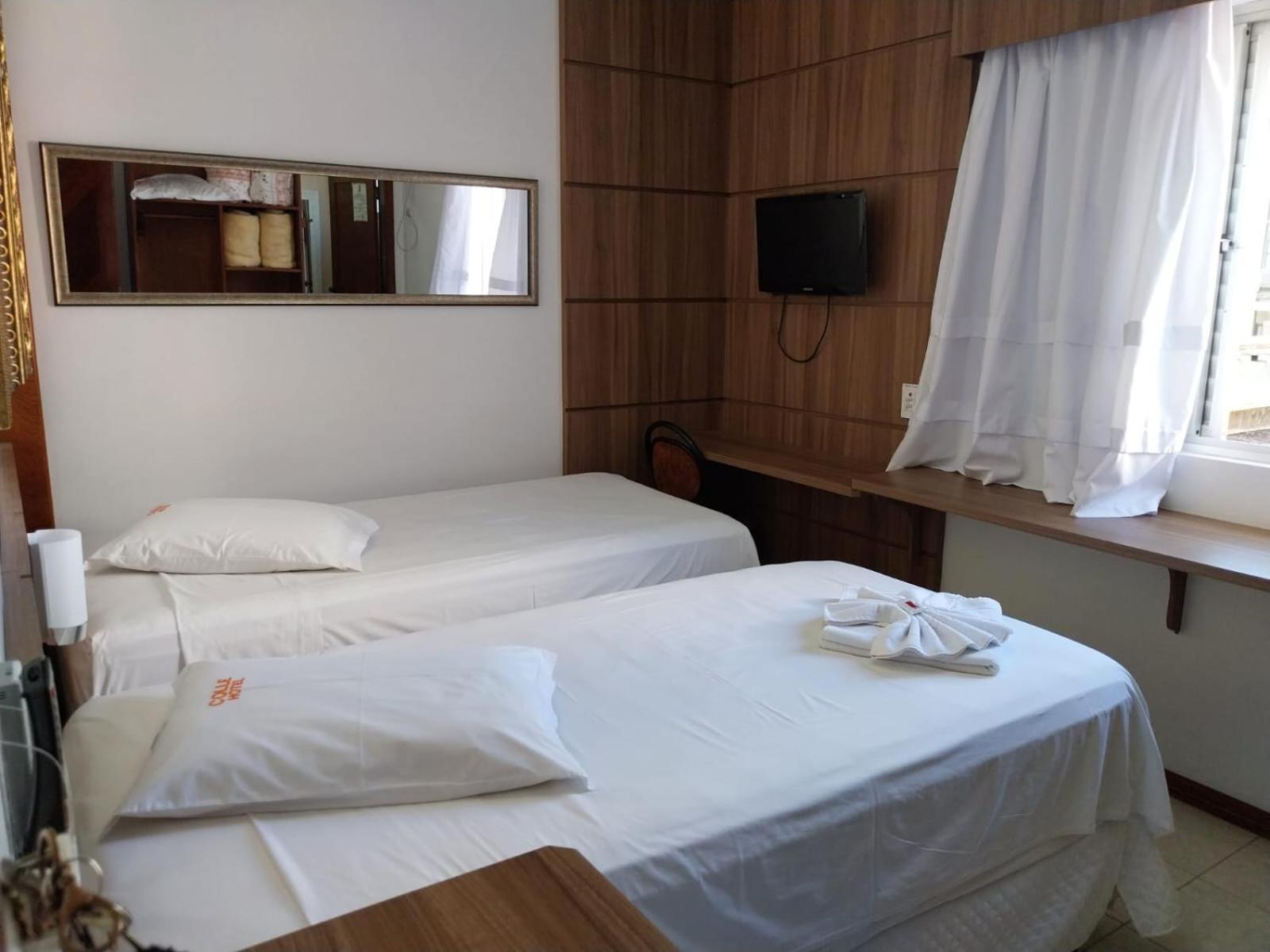 Colle Tourist Hotel Luxo Criciuma  Buitenkant foto